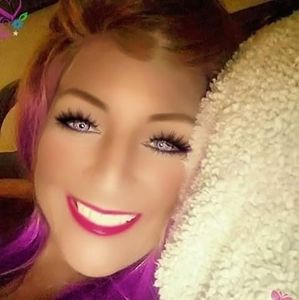 Meet your Posher, Johna